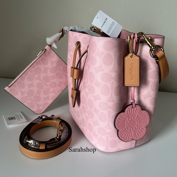 ✅Coach Rowan Bucket Bag In Signature Canvas With Charms - Picture 3 of 12